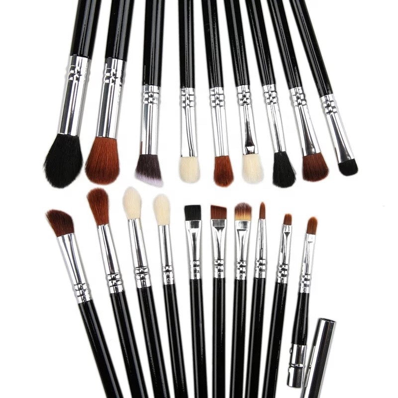 ADVANCED BLEND YOUR LIFE AWAY BRUSH SET