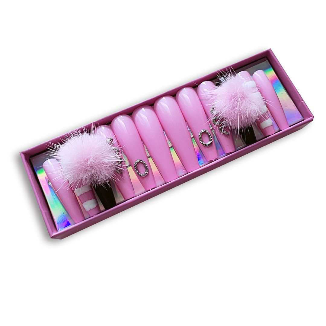 Pom Pom Press-on Nails